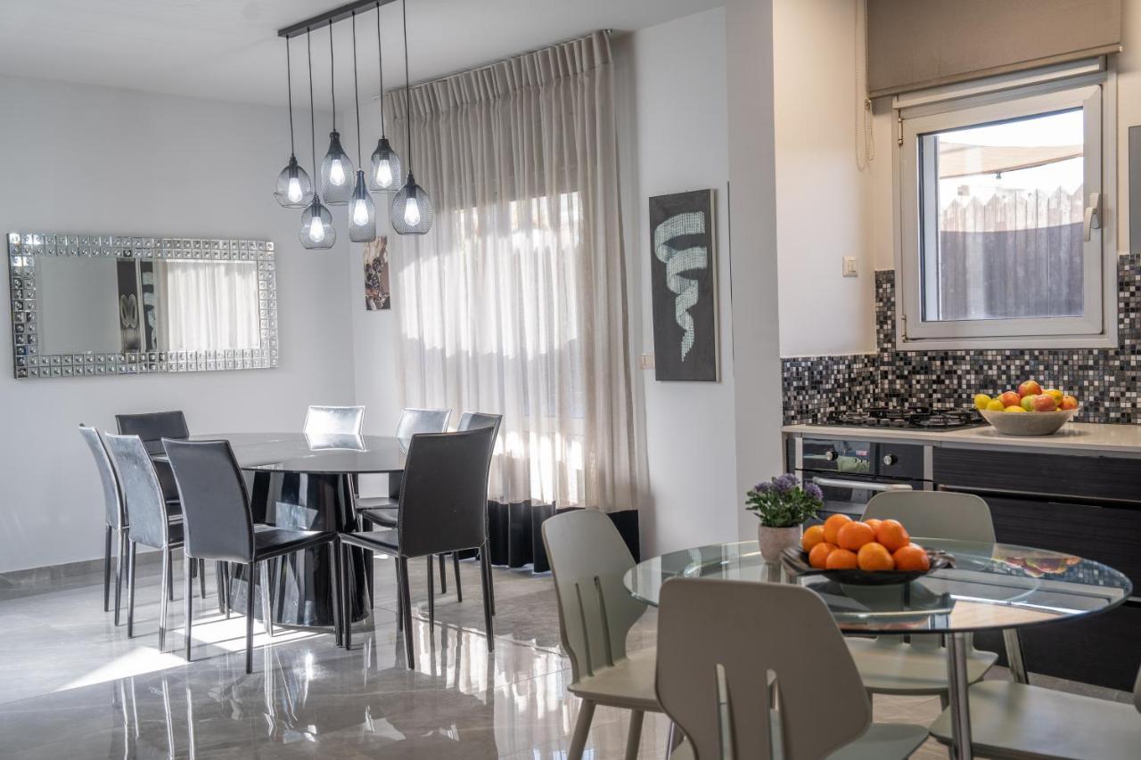 Modern Villa-Ella Sun เอลัต ภายนอก รูปภาพ